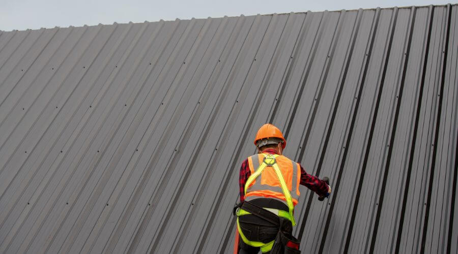 Professional residential roofers in Carbon, IN